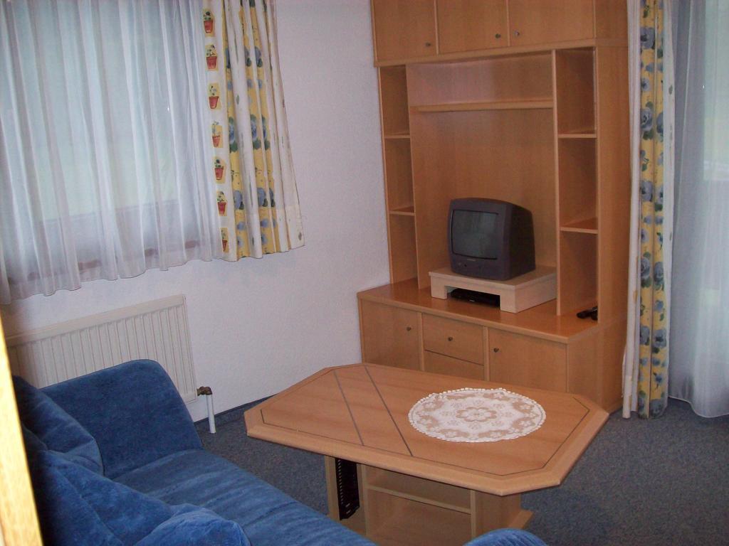 Appartements Romantica Längenfeld Habitación foto